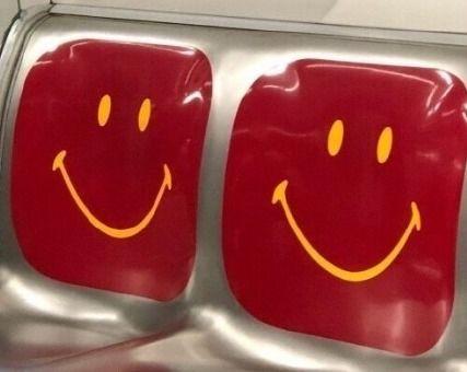 喝酒吃瓜文案搞笑,笑谈人生百态